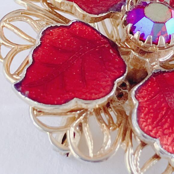 Vintage Mid Century Red Enamel Flower Brooch Aurora Borealis Gold Tone Pin 1960s - Picture 6 of 9